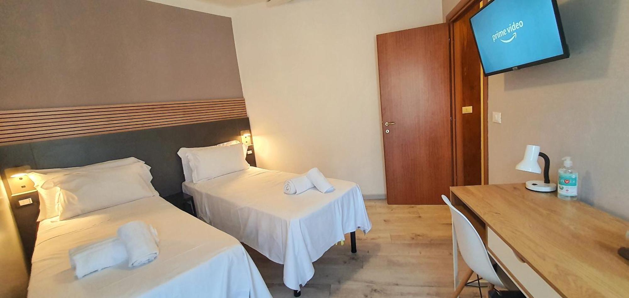 Bed & Bike Feltre Hotel ภายนอก รูปภาพ